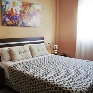 Amplio Piso 8 Mts Mezquita - Wifi - A/C - Parking Apartamento Córdoba