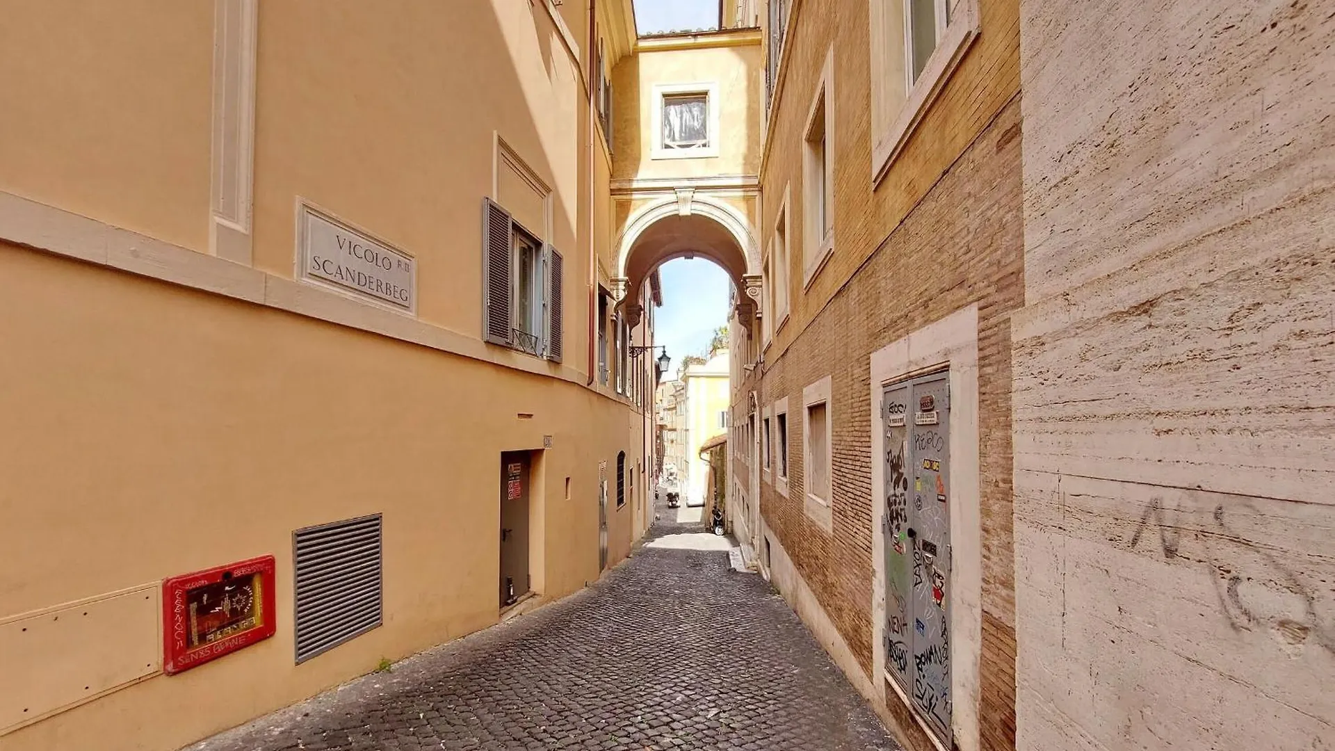 Trevi Comfort Apartment Rome Italy